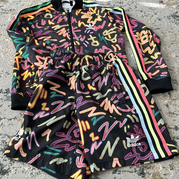 Matching Adidas shorts and jacket - Picture 3 of 4